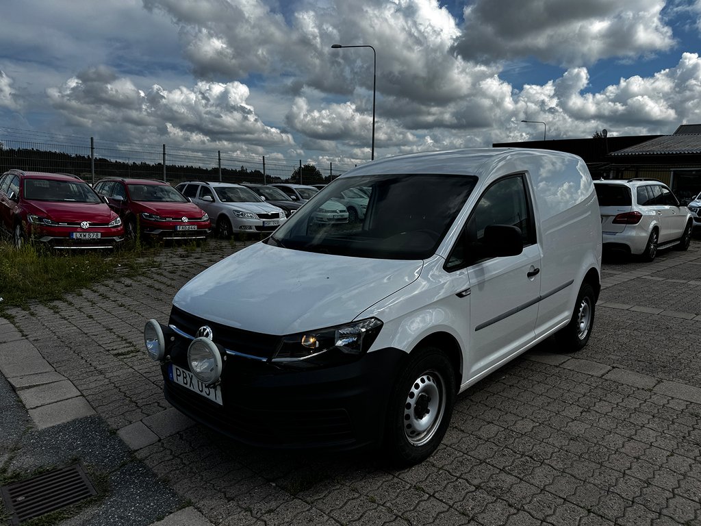 Volkswagen Caddy 2.0TDI 4-MOTION SKÅP VÄRMARE DRAG EU6 2-ÅRS GARANTI