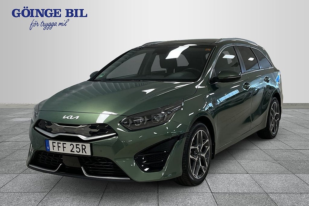 Kia Ceed Plug-in Hybrid/ Panorama Tak/ läderklädsel med v...