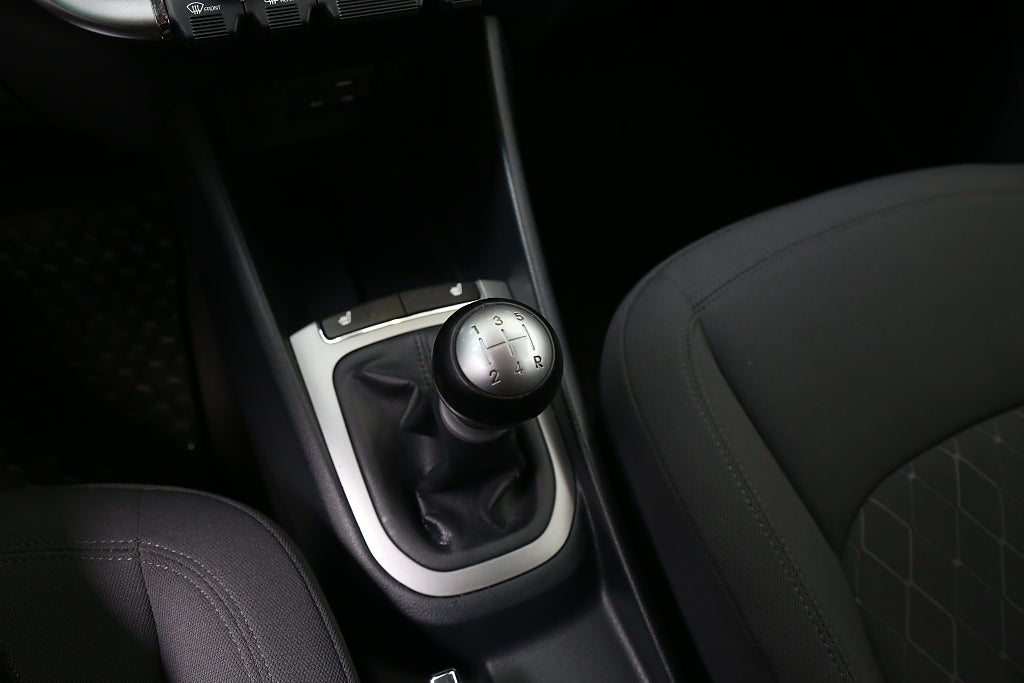 Kia Rio 1,2 84hk Special Edition 5dr Navi + Backkamera 2016