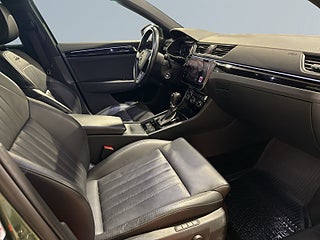 Skoda Superb Kombi TDI 4×4 Business Edt L&K Dvärm Canton Drag SoV – bild 10
