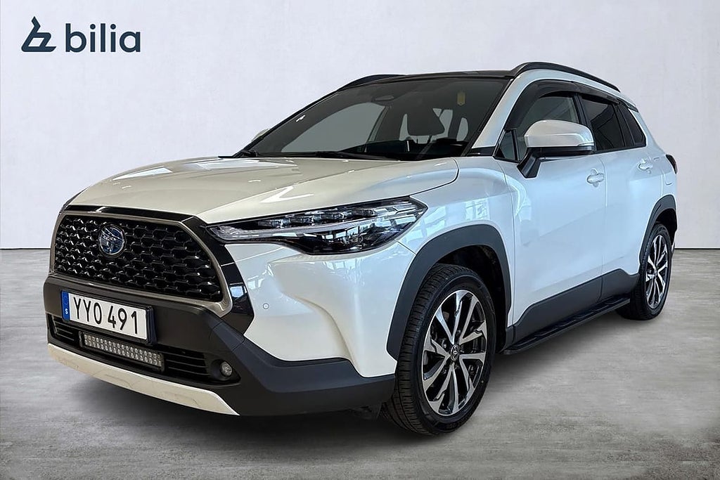 Toyota Corolla Cross 2,0 HYBRID AWD-I EXECUTIVE JBL PANO DRAG LEDRAMP