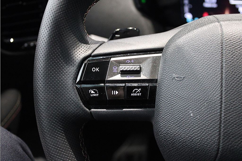 Bild på DS 4 Performance Line E-Tense 225hk Aut - MOTORISERAD BAKLUCKA, B-KAM