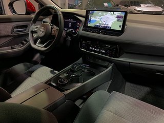 SUV Nissan X-Trail 10 av 25