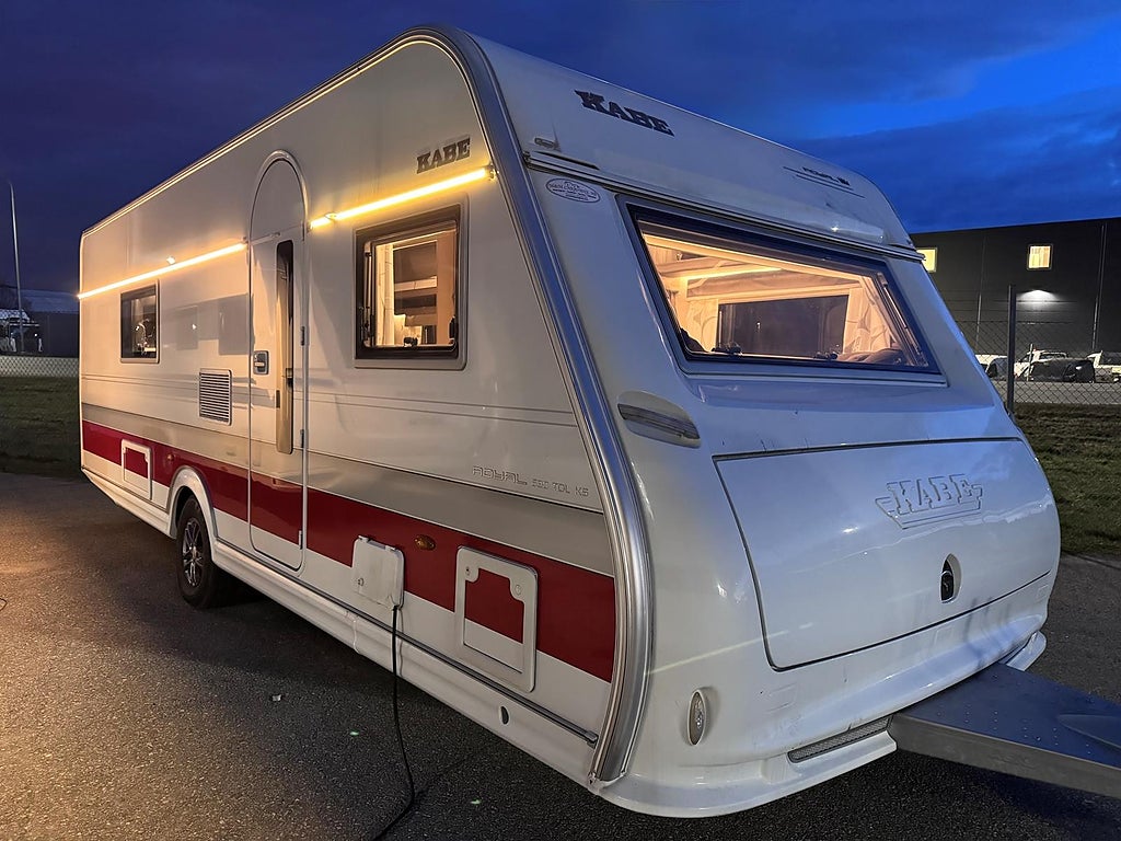 Kabe ROYAL 630 ETDL KS Långbäddar, Specialbyggt toalettutrymme! (Förm