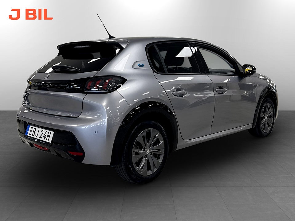 Bild på Peugeot E-208 Allure Pack 50kWh 136hk Aut BACKKAMERA