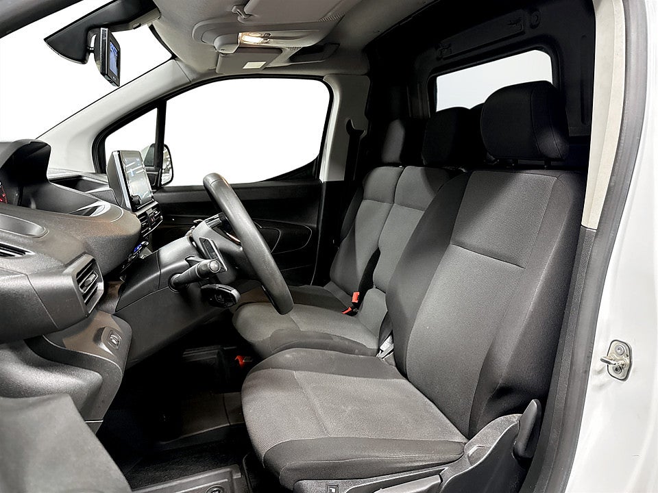 Bild på Peugeot Partner PRO+ 1.5 BHDi 130hk Aut L1 B-KAMERA DRAG