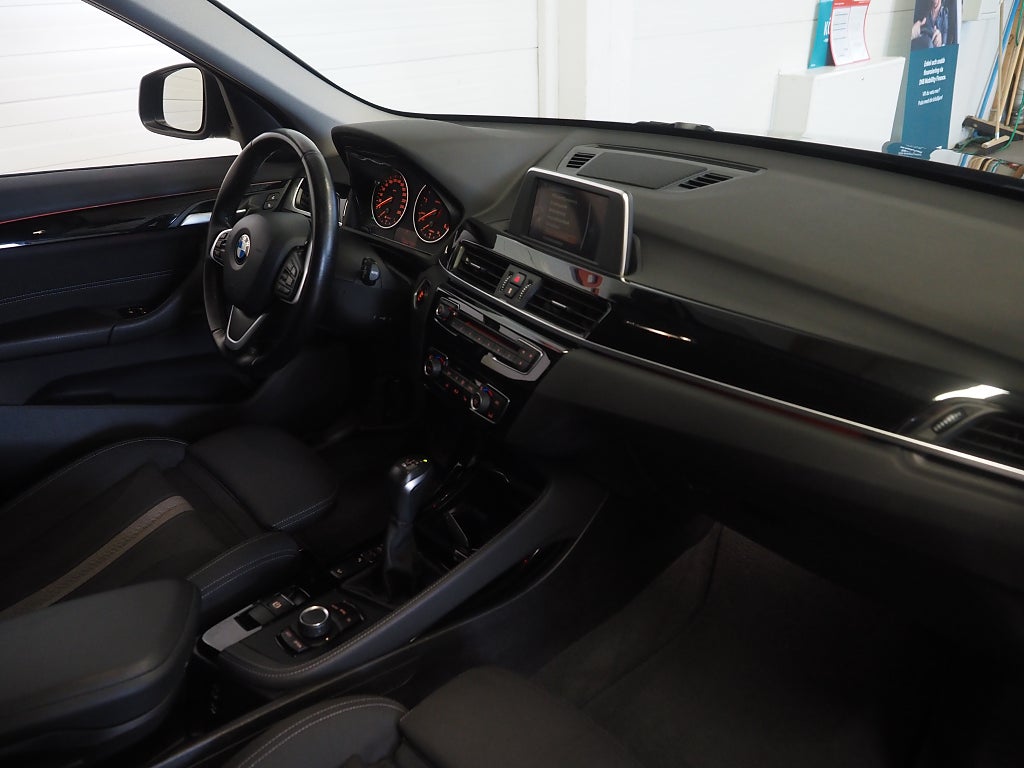 BMW X1 xDrive 20d 190hk Automat Sport line | Kamera | HiFi | 2016