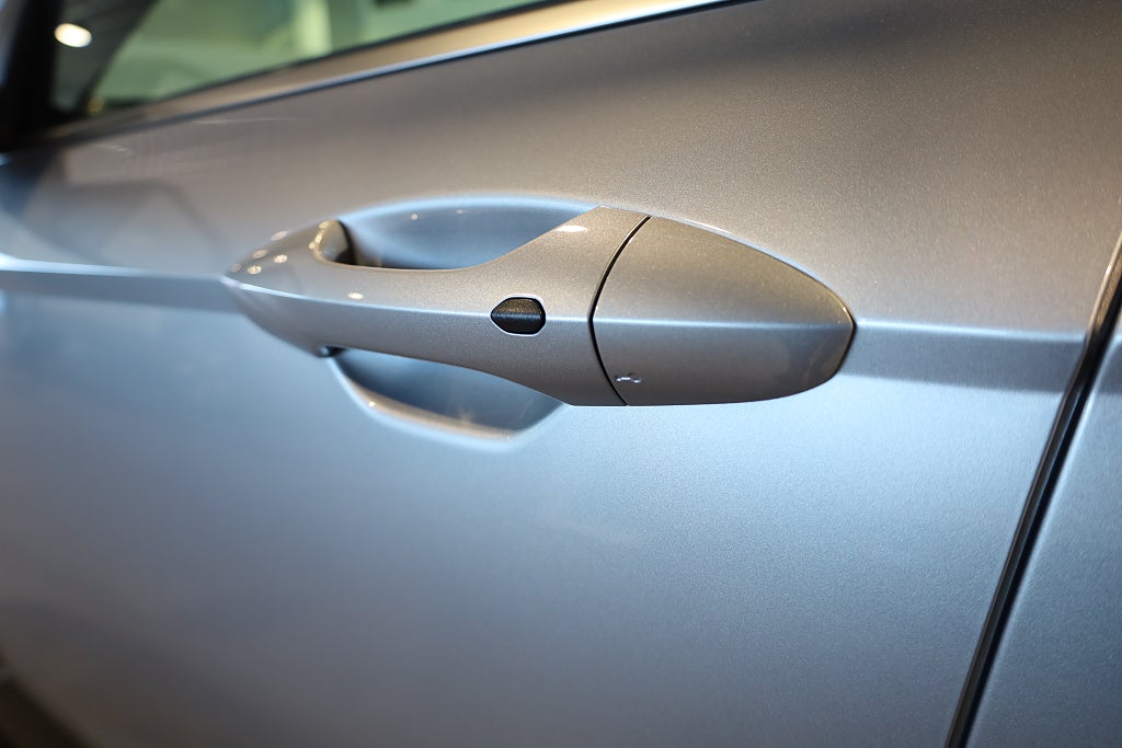 Hyundai Kona Electric  Essential Navi Kamera Leasbar Keyless 2024
