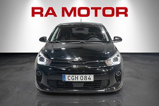 Halvkombi Kia Rio 2 av 25