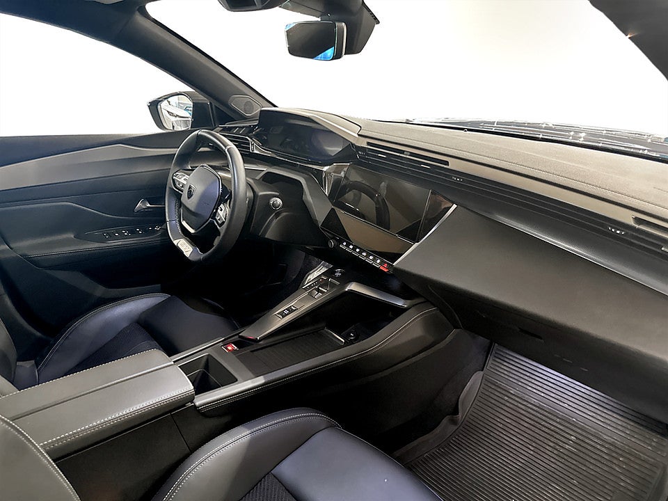 Bild på Peugeot 408 GT 1.2 PT 130hk Aut KAMPANJRÄNTA 3,99%