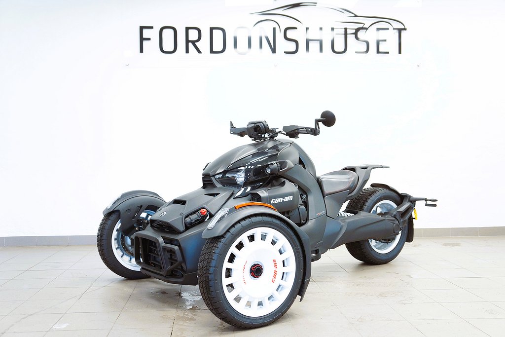 Can-Am ROADSTER RYKER RALLY 900 | SUPERSALE!