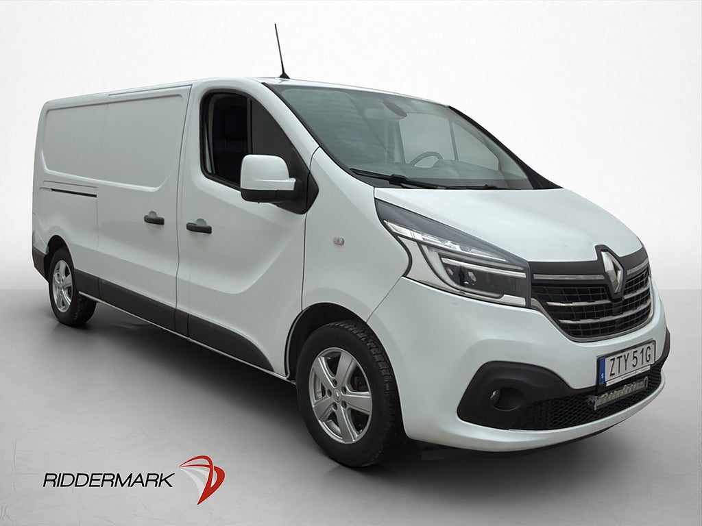 Renault trafic L2 145hk Värmare Dragkrok Kamera 2xDörr Moms