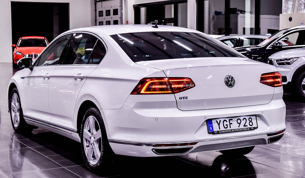 Volkswagen Passat GTE 1.4 TSI ACT DSG Sequential, 218hp, 2017