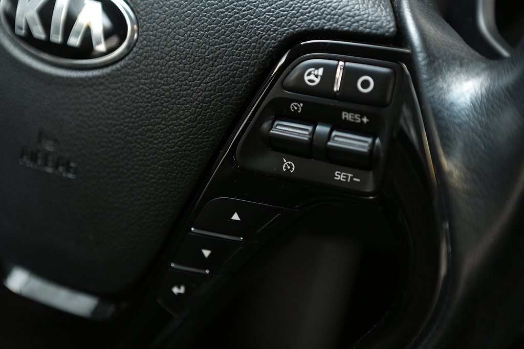 Kia Ceed 1,6 CRDi Business Aut Skinn B-kamera Motorv Drag 2015