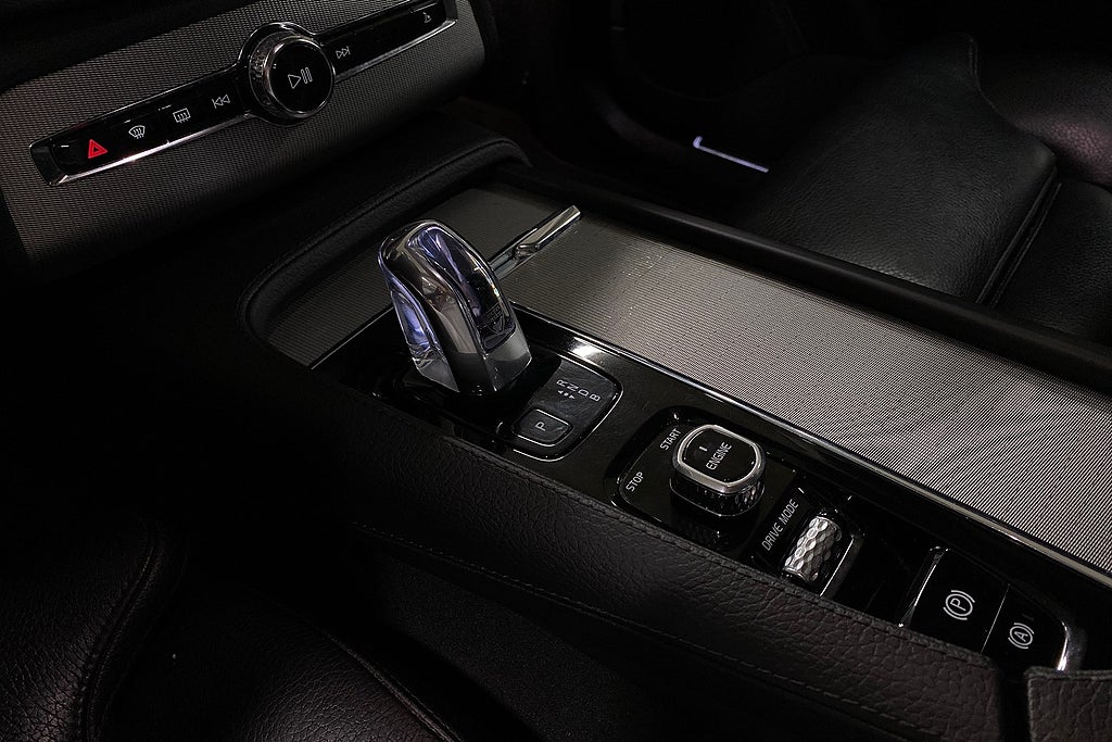 Volvo XC90 T8 AWD TwEn Inscr, Kamrem, 7-sits 407hk Pano 360°