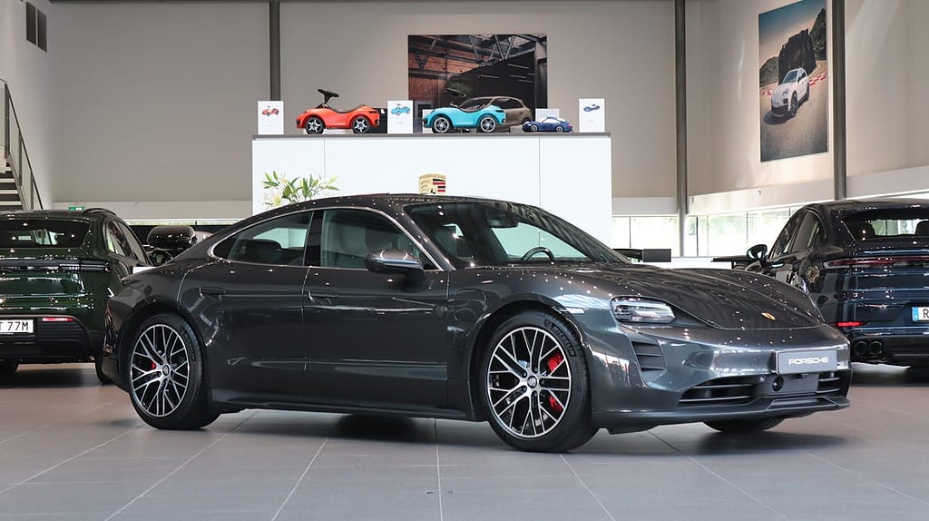 Porsche Taycan 4S 