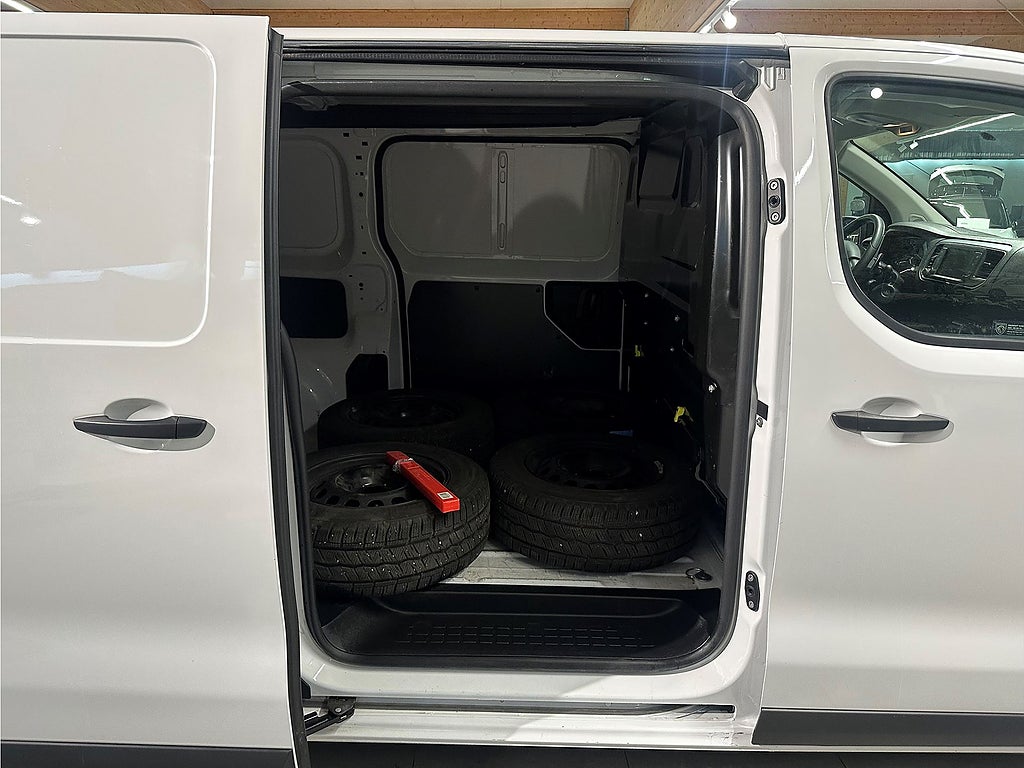 Bild på Peugeot Expert PRO L3 2.0 BHDi 145hk Aut - SKJUTDÖRR X2,DRAG, B-KAMERA