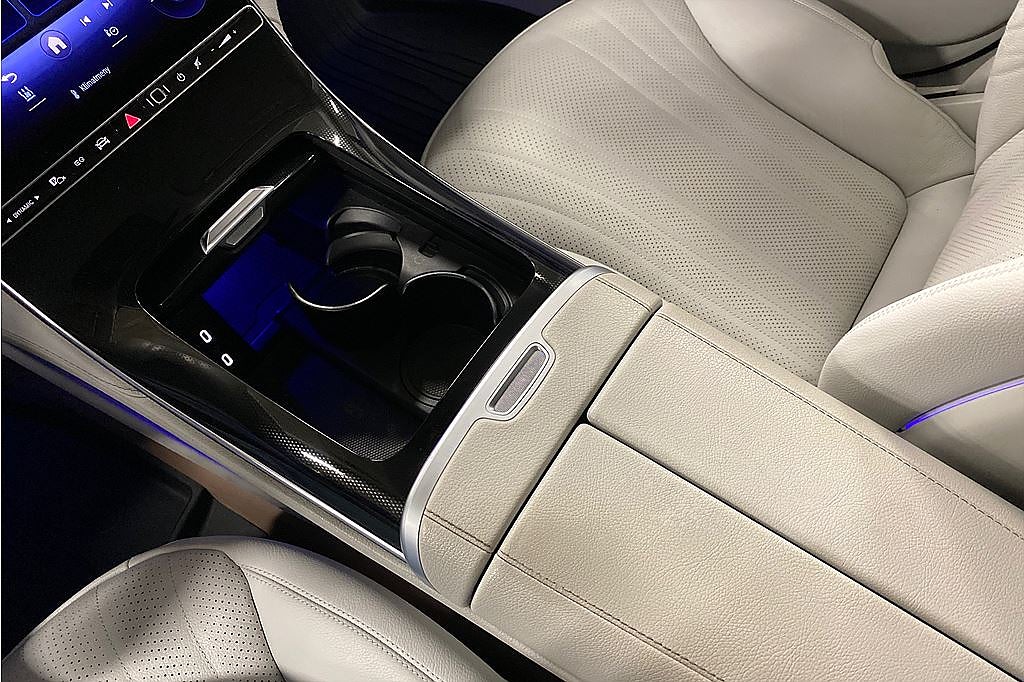 Mercedes-Benz EQE 350 89 kWh, 292hk, Designo ljus inredning