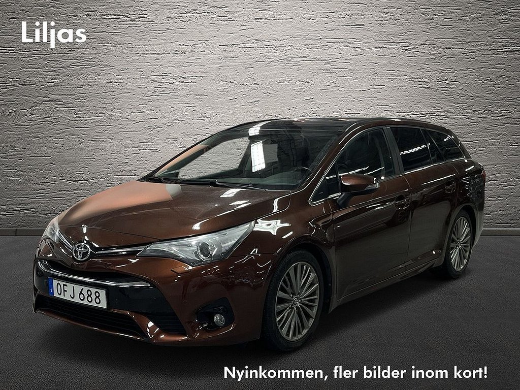 Toyota Avensis Kombi //Panorama//Backkamera