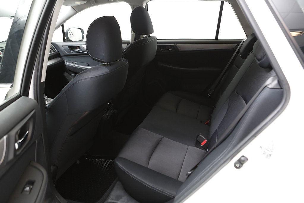 Subaru Outback 2,0D 150hk Base AWD Aut 1ägare Motorv Drag 2016