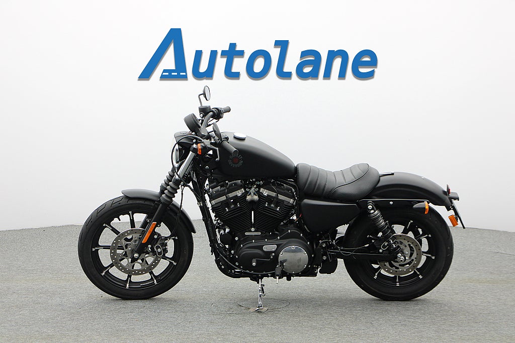 Harley-Davidson Iron 883 * ABS Vance & Hines Endast 304 mil !!