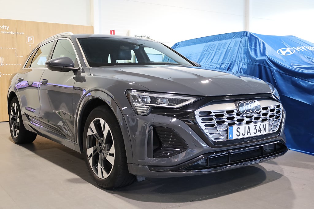 Audi q8-e-tron 50 Quattro S line Navi Kamera Leasbar V-Hjul 2024