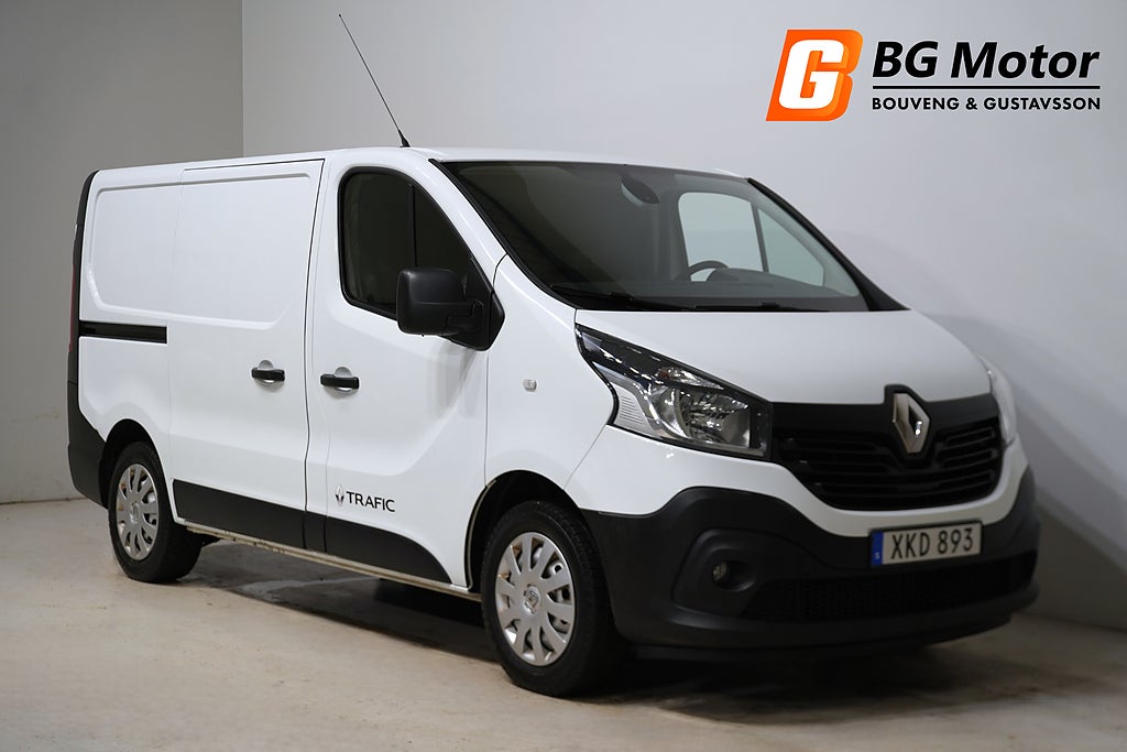 Renault trafic Skåpbil 2.9t 1.6 dCi 125HK Dragkrok/Bluetooth