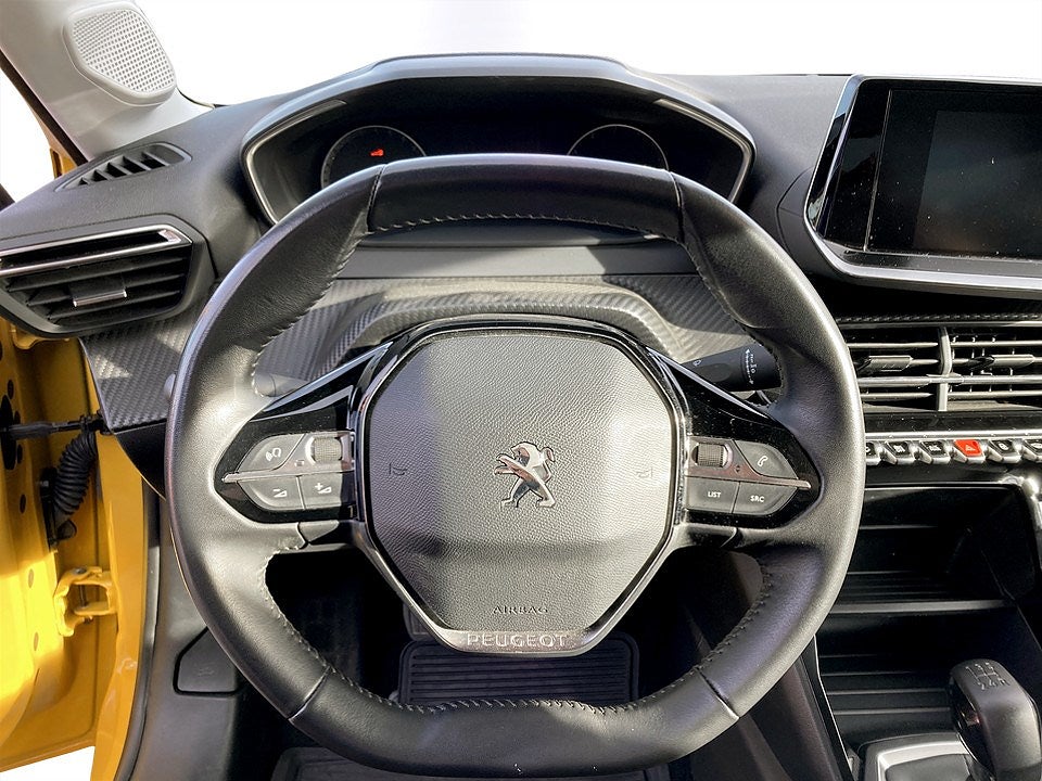 Bild på Peugeot 208 Active Pack 1.2 PT 75hk - CARPLAY, FARTHÅLLARE