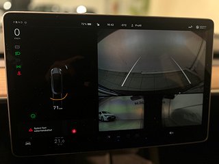 Tesla Model 3 Long Range AWD Kamera Garanti Skinn S/V-hjul