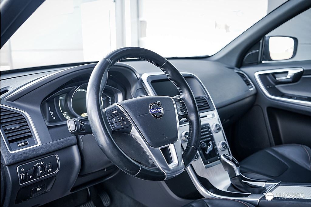 Volvo XC60 D4 AWD Ocean Race 181hk