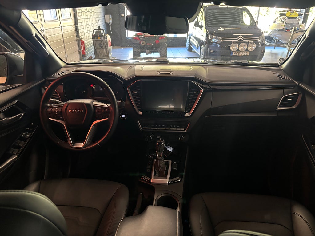 Isuzu D-Max 2024 - miniatyr 9