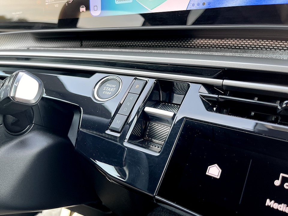 Bild på Peugeot 5008 GT 1.2 PT 130hk Aut 7-SITS B-KAMERA