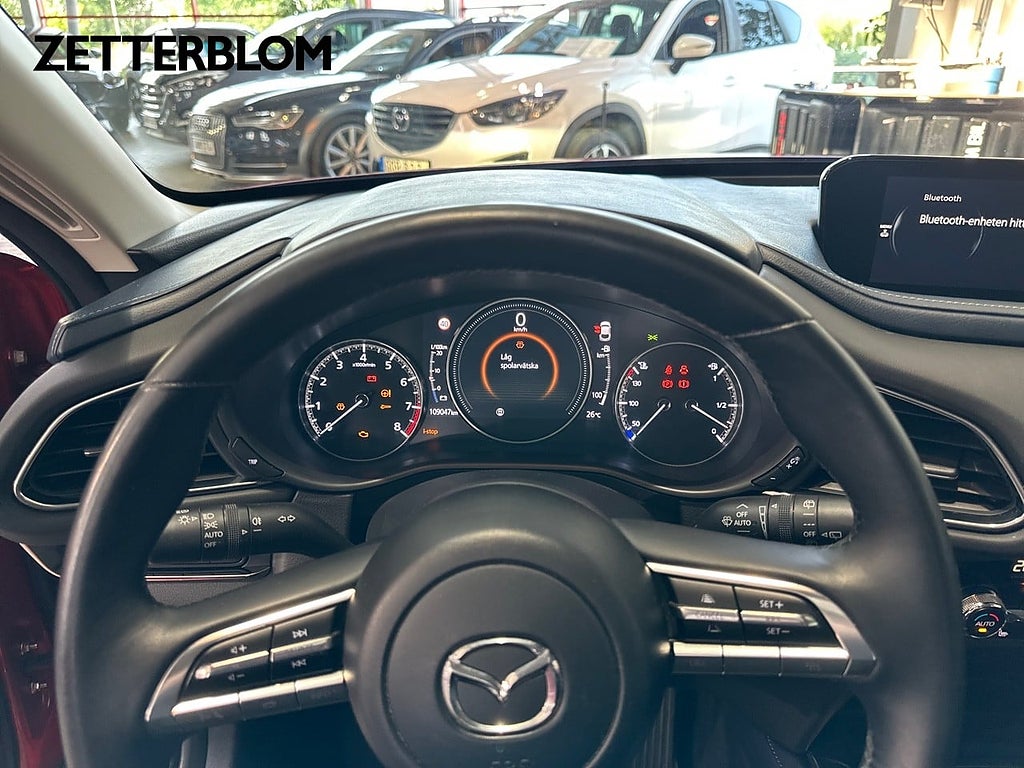 SUV Mazda CX-30 11 av 16