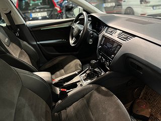 Skoda Octavia Scout 4x4 Premium Drag Canton Dvärm GPS SoV