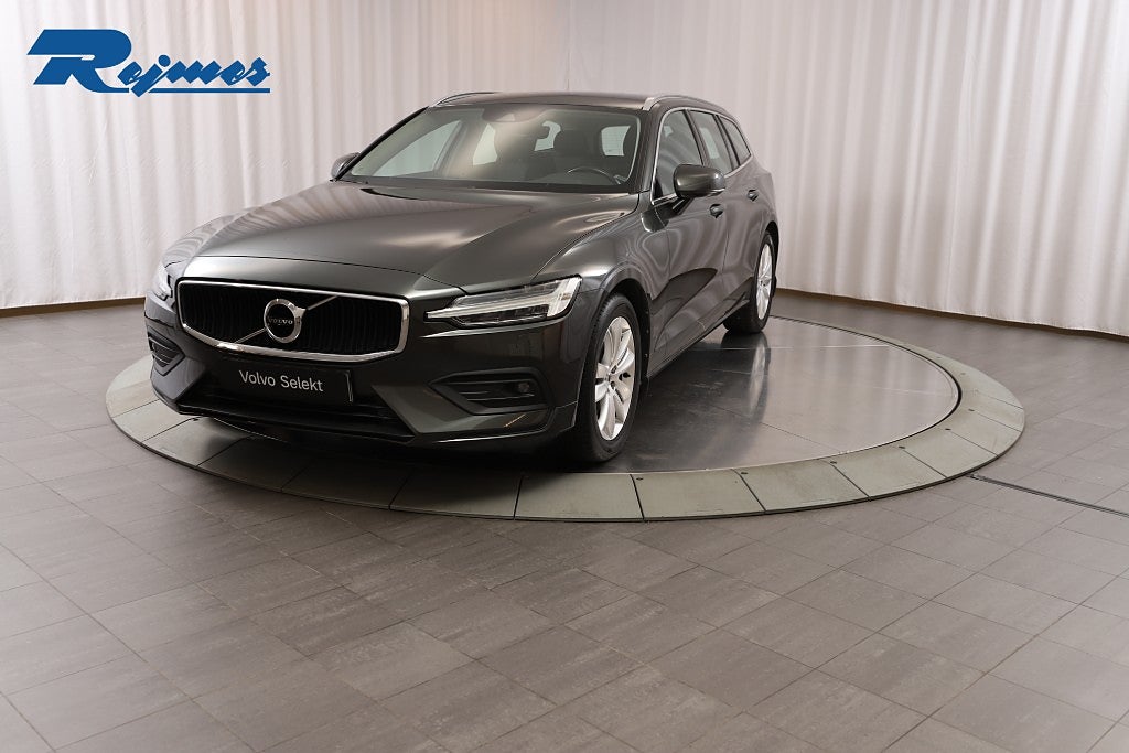Volvo V60 T4 Momentum Advanced Edition