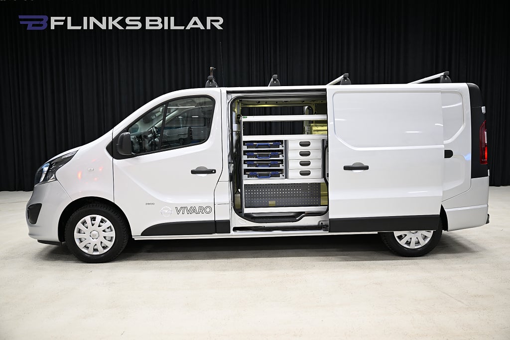 Opel Vivaro CDTi 145HK L2|Servicebil|Dubbeldörr|Inredd|Moms|SeUtr!!