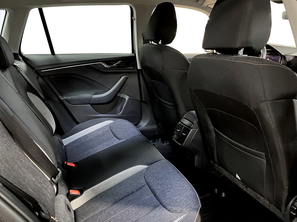 Bild på Skoda Kamiq Adventure Edition Style 1.0 TSI 110hk Aut DRAG V-HJUL