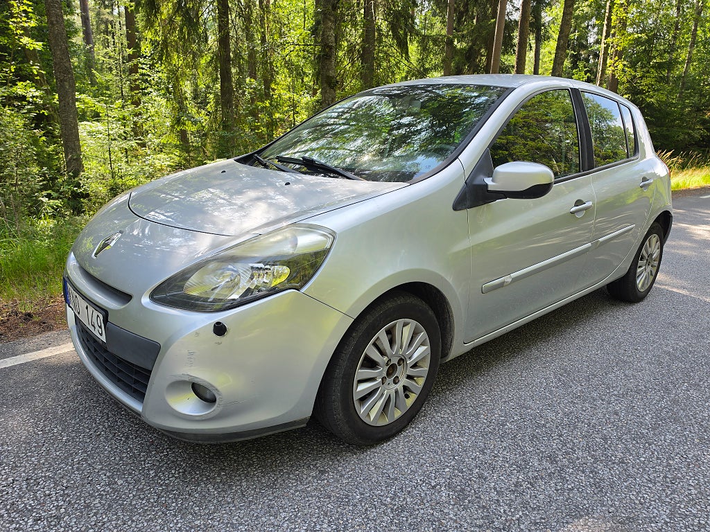 Renault Clio 5-dörrars Halvkombi 1.2 E85 