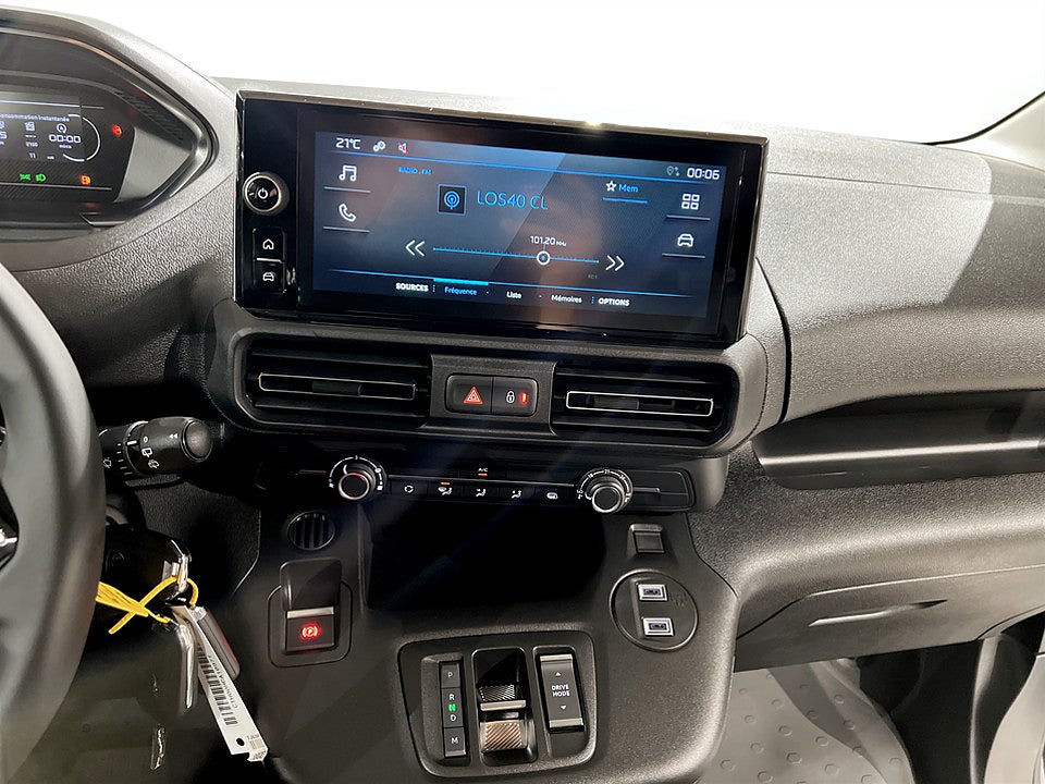 Bild på Peugeot Partner 130hk Aut L2 - EDITION! SERVICE & V-HJUL INGÅR!