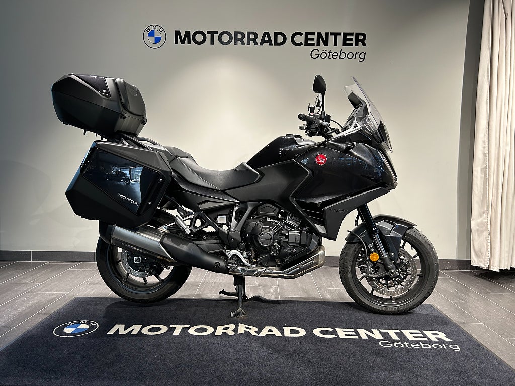 Honda NT1100D / 3,45% Ränta / 3st väskor / Automat / Endast 480 mil