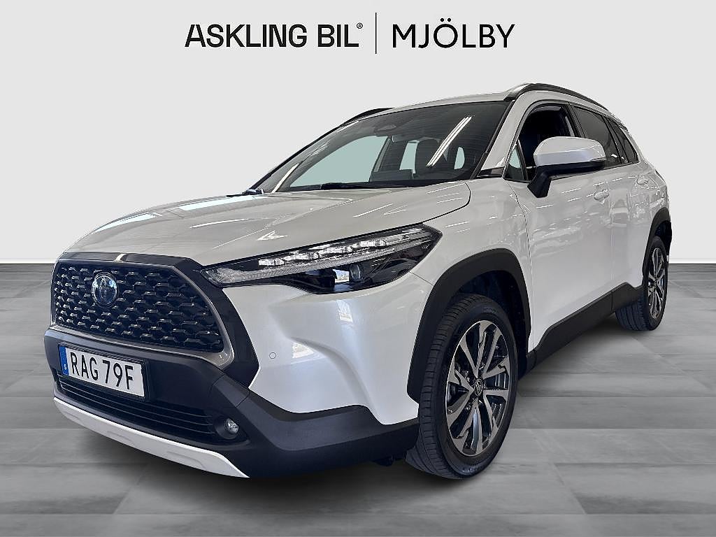 Toyota Corolla Cross Hybrid AWD-i Executive Moms