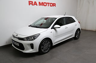 Halvkombi Kia Rio 1 av 24