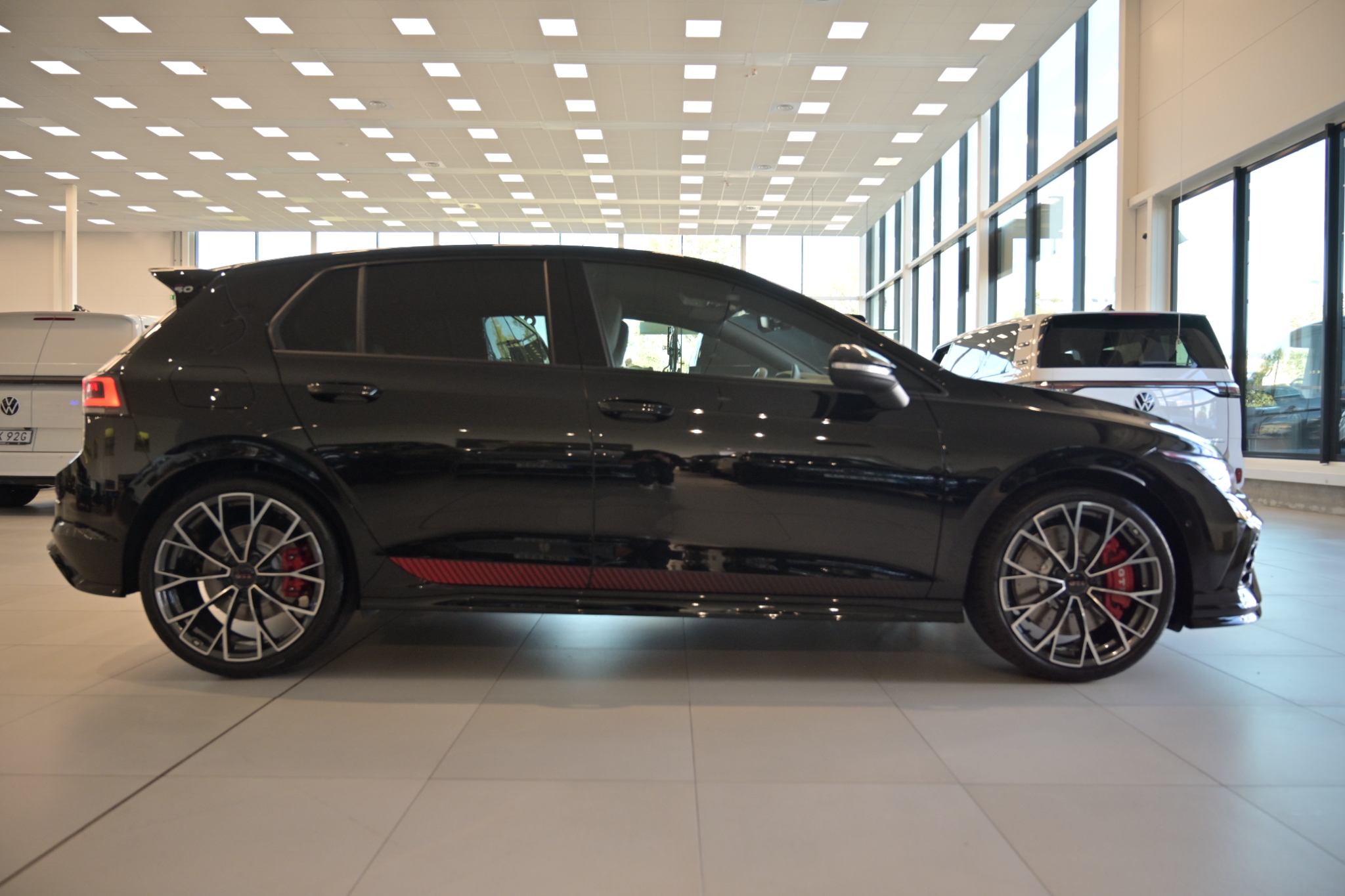Volkswagen Golf GTI Edition 50 325 hk 2027, bild 6/10