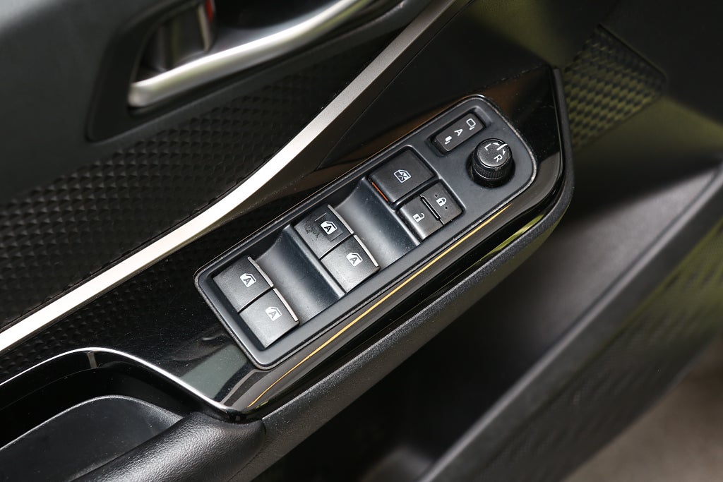 Toyota C-HR Hybrid CVT Neon Lime Edition JBL Navi Kamera 2019