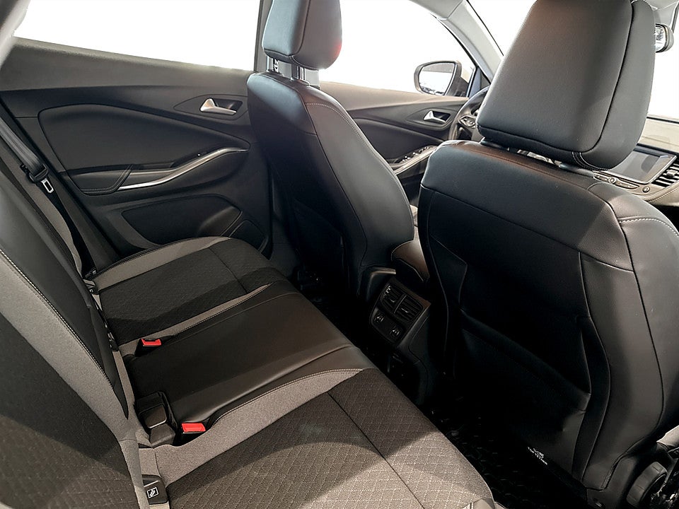 Bild på Opel Grandland Enjoy 1.2 Turbo 130hk Aut B-KAMERA RATTVÄRME