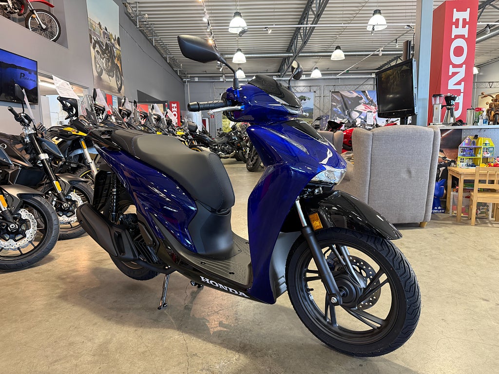 Honda SH150 Vetro 