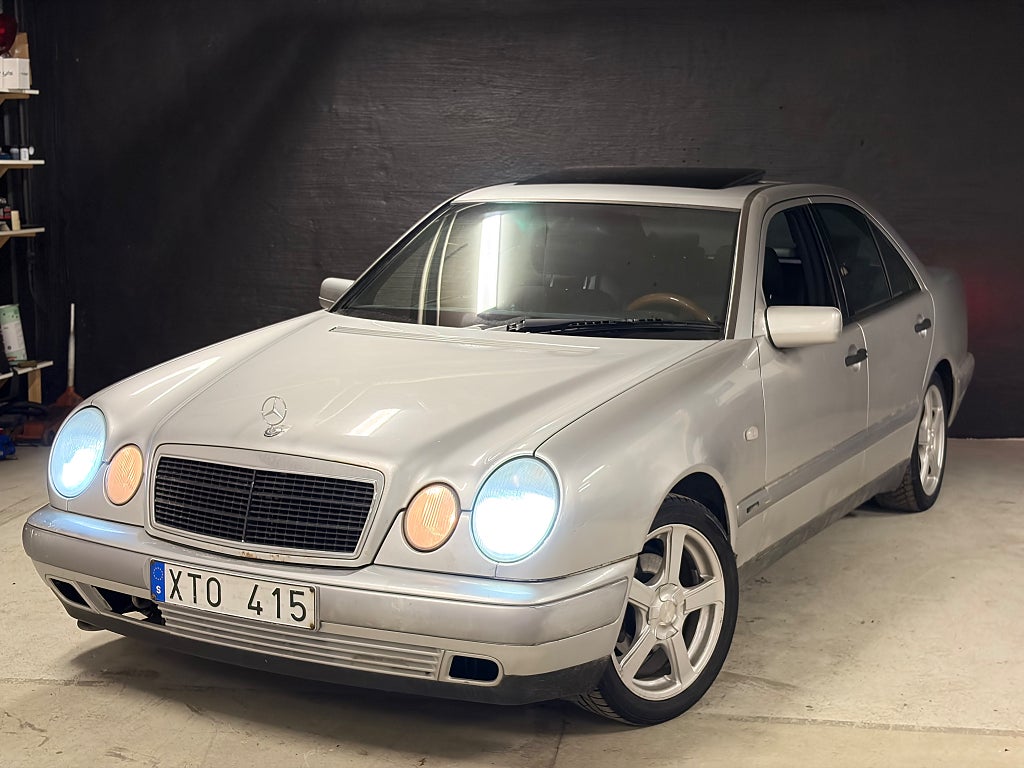 Mercedes-Benz E 230 Nybesiktad 