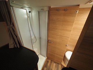 Husbil-integrerad Weinsberg CaraCore 700 MEG 17 av 23