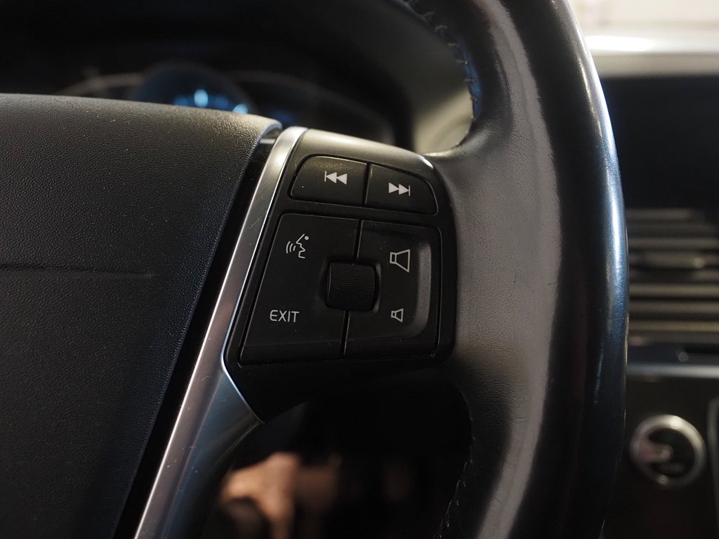 Volvo XC60 D3 150hk Momentum | D-värm | 2016