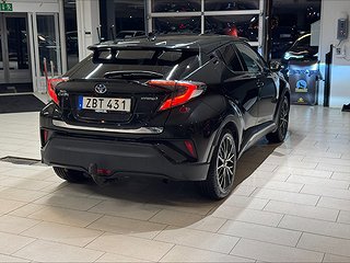 Toyota C-HR Hybrid CVT Executive/Drag/Mvärm/Navi/BKamera/JBL